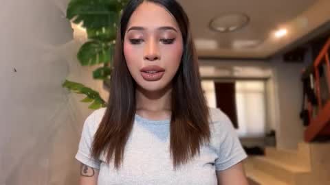 kirstenelsie online show from February 18, 1:34 am