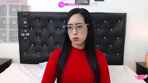 ivorynoir online show from January 16, 1:15 pm