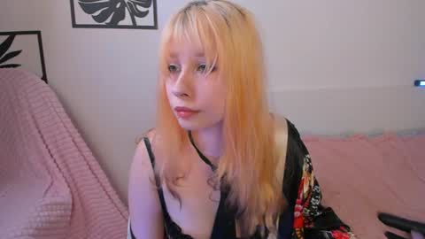 ivorytrace online show from July 8, 2:32 pm