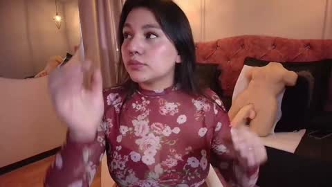 Snapshot of ivy_bonnie chatting on November 25, 12:16 pm ivy_bonnie online show from November 25, 12:16 pm