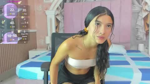 Snapshot of ivy_rae_xxx chatting on November 26, 12:06 pm Ivy Rae online show from November 26, 12:06 pm