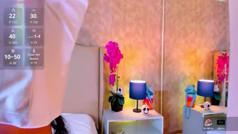 Ivy  online show from December 14, 4:01 pm