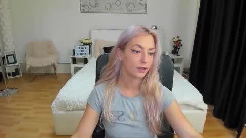 IvyFox online show from October 9, 11:08 am