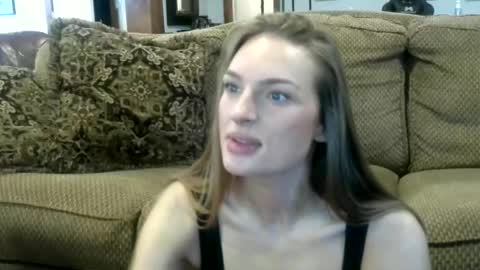 ivygrave online show from November 14, 4:06 pm