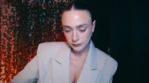 Snapshot of ivyjonson chatting on January 17, 3:53 pm Miss Ivy online show from January 17, 3:53 pm