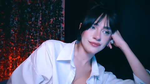 Snapshot of ivyjonson chatting on February 17, 12:21 am Miss Ivy online show from February 17, 12:21 am