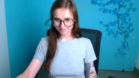 Ivy online show from June 20, 10:51 am