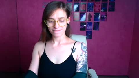 Ivy online show from July 4, 10:27 pm