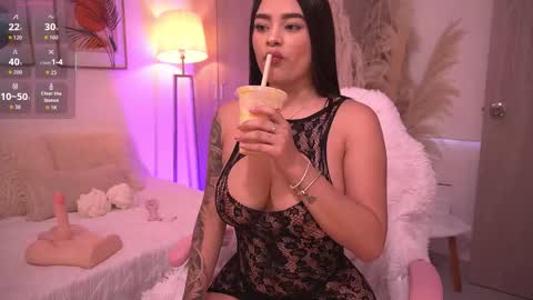 Annie online show from November 23, 8:41 pm