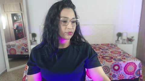 ivyshine7 online show from April 2, 7:22 pm