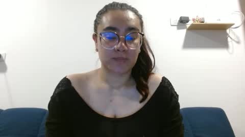 Ivy online show from May 1, 3:22 am