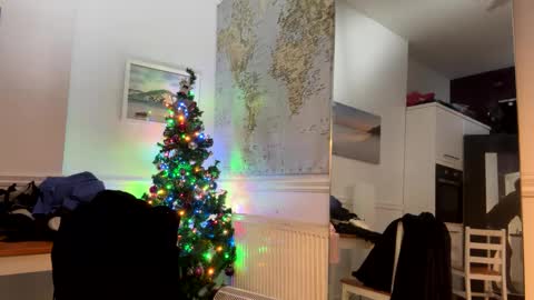 Snapshot of iwannabe2020 chatting on December 20, 1:47 am iwannabe online show from December 20, 1:47 am