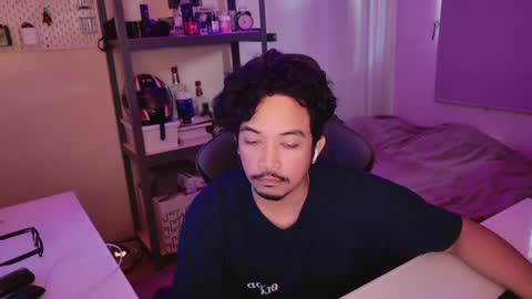 iwasd3nse online show from December 21, 8:21 pm