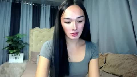Snapshot of iwillcum4u_ chatting on March 31, 5:52 am iwillcum4u_ online show from March 31, 5:52 am