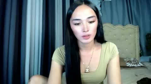 iwillcum4u_ online show from June 3, 2:33 pm