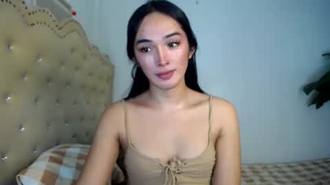 iwillcum4u_ online show from June 19, 6:45 pm