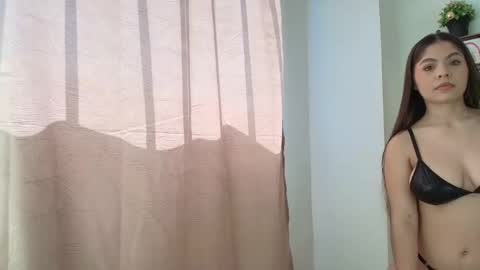 Izabella online show from December 19, 3:19 pm