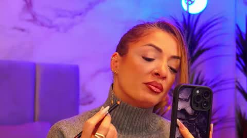 izabelle_02 online show from January 13, 6:08 am