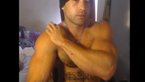 Snapshot of izak144 chatting on July 5, 6:04 pm izak144 online show from July 5, 6:04 pm