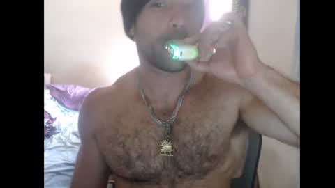 Snapshot of izak144 chatting on July 9, 6:12 pm izak144 online show from July 9, 6:12 pm