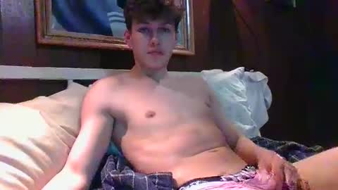 Snapshot of izzame2 chatting on January 30, 4:16 am Willis online show from January 30, 4:16 am