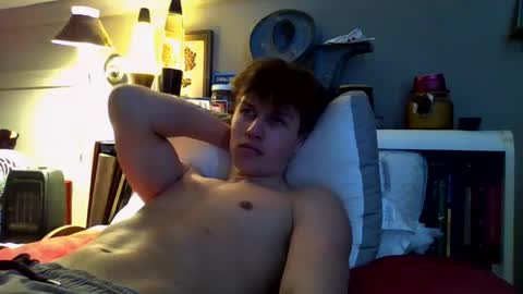 Snapshot of izzame2 chatting on February 17, 9:30 pm Willis online show from February 17, 9:30 pm