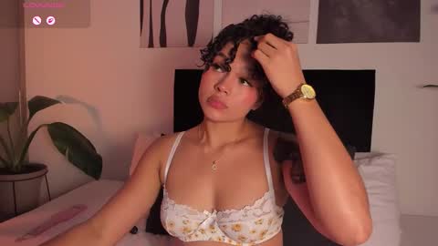 Izzy vega  online show from January 15, 1:10 am