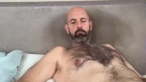 izzysboytoy1 online show from February 23, 12:24 pm