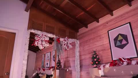 izzywild1 online show from December 17, 9:37 am