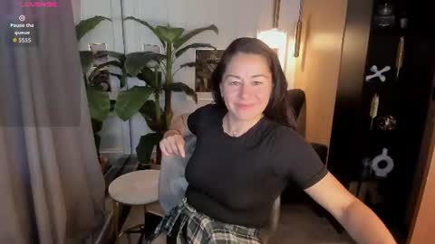 Izzy online show from July 26, 7:10 pm