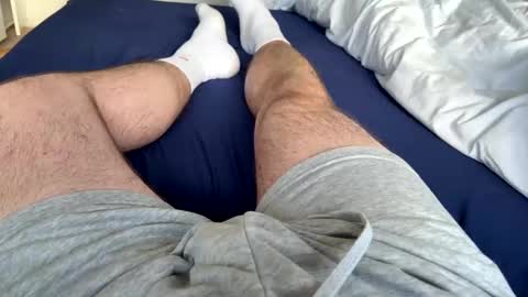 Snapshot of j0n275 chatting on March 9, 2:32 pm j0n275 online show from March 9, 2:32 pm