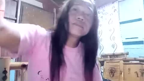 j828413 online show from December 1, 1:49 pm