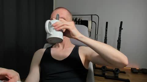 Danny online show from December 29, 6:56 am