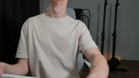 Danny online show from December 30, 11:04 am