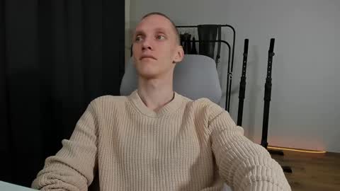 Danny online show from January 5, 6:02 am