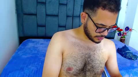 Snapshot of j_black_ chatting on February 17, 6:36 pm John Smith online show from February 17, 6:36 pm