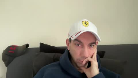 Snapshot of j_dc chatting on March 9, 2:32 pm j_dc online show from March 9, 2:32 pm