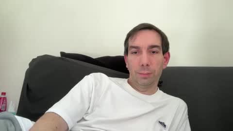 Snapshot of j_dc chatting on April 7, 3:23 pm j_dc online show from April 7, 3:23 pm