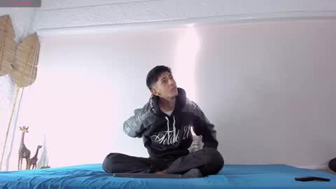 j_martony online show from December 15, 1:04 pm