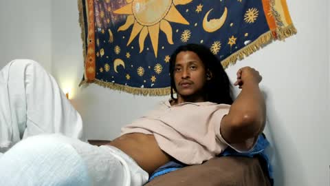 jaacksn online show from March 29, 1:44 pm