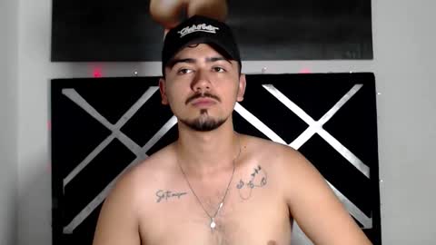 Snapshot of jack03xx_ chatting on December 18, 4:13 pm Jack online show from December 18, 4:13 pm