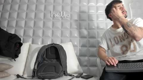 JACK DANIEL online show from October 12, 2:27 pm