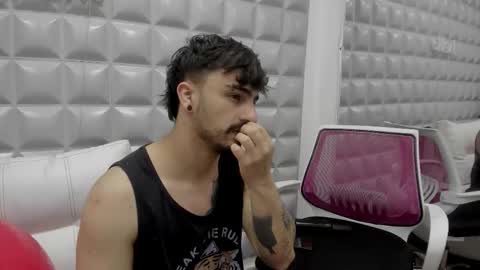 JACK DANIEL online show from December 2, 1:28 pm