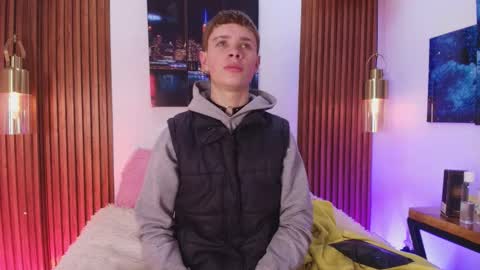 JACK  online show from November 4, 12:15 pm