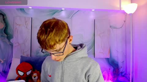 Snapshot of jack_frosst_ chatting on April 4, 12:35 pm JACK online show from April 4, 12:35 pm