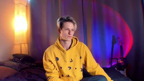 brestonsweet online show from March 13, 9:54 pm