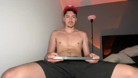 Snapshot of jack_norizz chatting on April 28, 10:09 am INDEPENDENT MODEL online show from April 28, 10:09 am