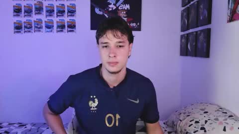 J online show from February 3, 7:13 am