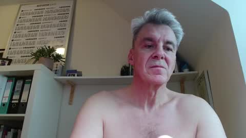 Snapshot of jackblack650 chatting on March 24, 10:31 am jackblack650 online show from March 24, 10:31 am