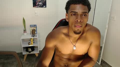Snapshot of jackboy_22 chatting on May 2, 10:31 am Jack online show from May 2, 10:31 am